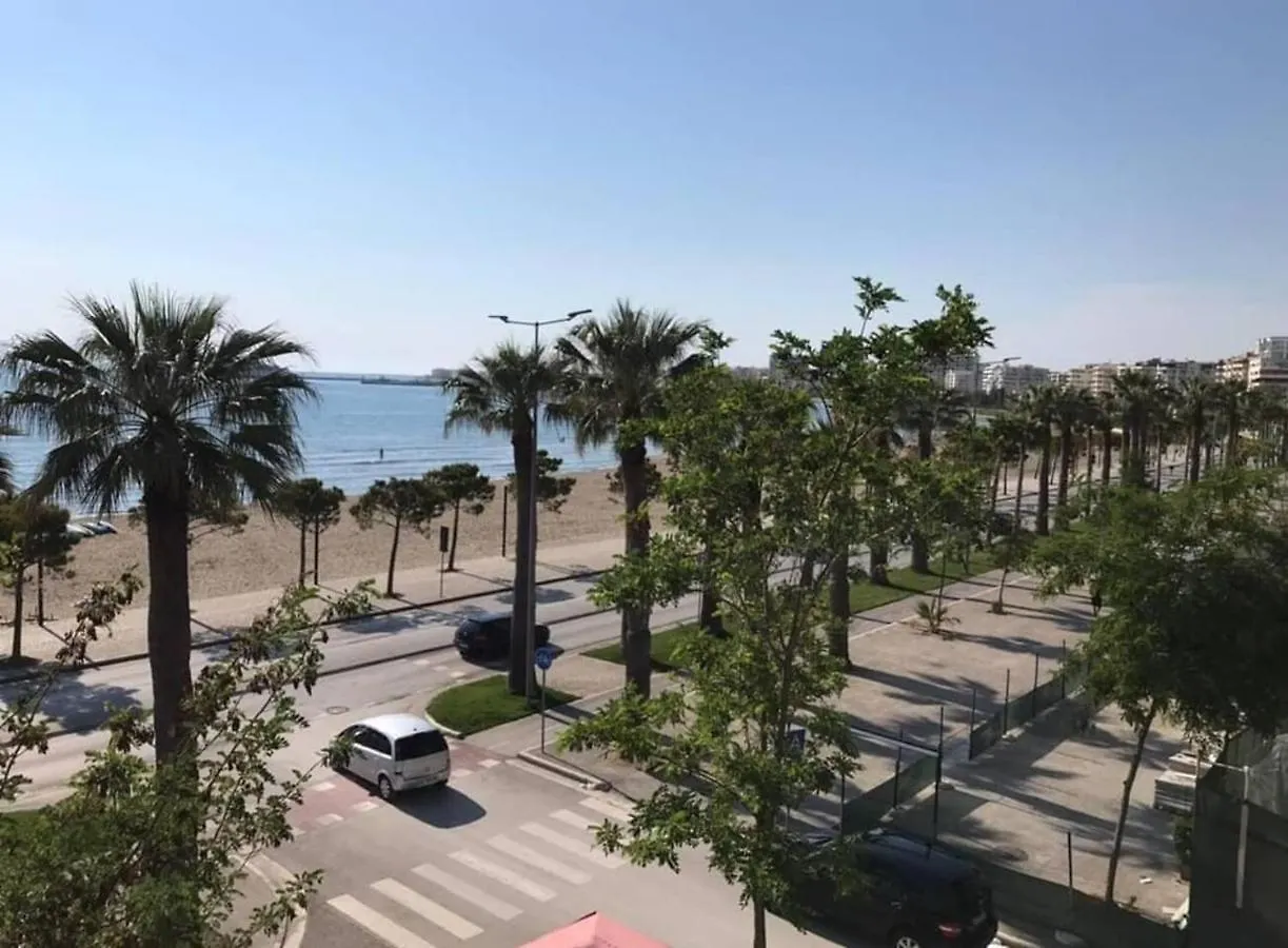 Lungomare Daily Apartment Beachfront Vlorë